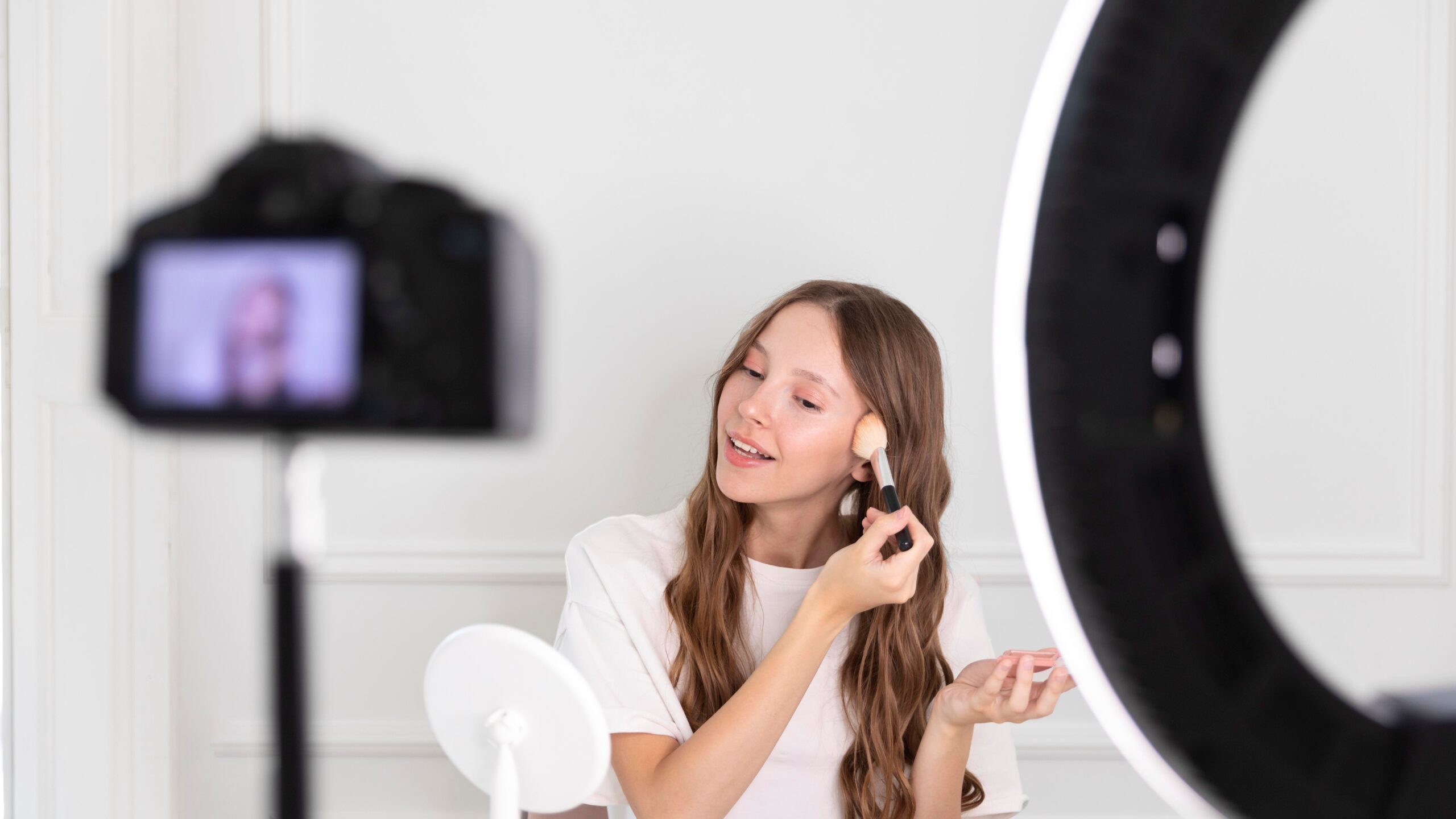 Can I Wear Makeup in a Passport Photo?